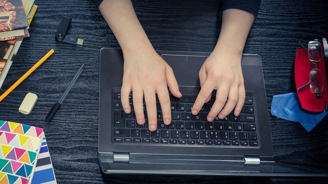 Jste workoholik? Příznaky, které by vás měly varovat před stresujícím životním stylem