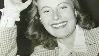 Michèle Morgan, rodným jménem Simone Renée Roussel byla francouzská herečka, která byla považována za jednu z nejlepších francouzských hereček dvacátého století.