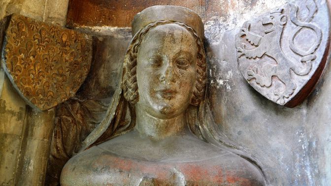 Markéta, kterou pro její vzhled nazývali Blanka se narodila roku 1316 ve Francii a zemřela v pouhých 32 letech 1. srpna 1348 v Praze.