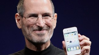 Steve Jobs byl zakladatel, výkonný ředitel a předseda představenstva firmy Apple a zároveň jedna z nejvýraznějších osobností počítačového průmyslu posledních čtyřiceti let.