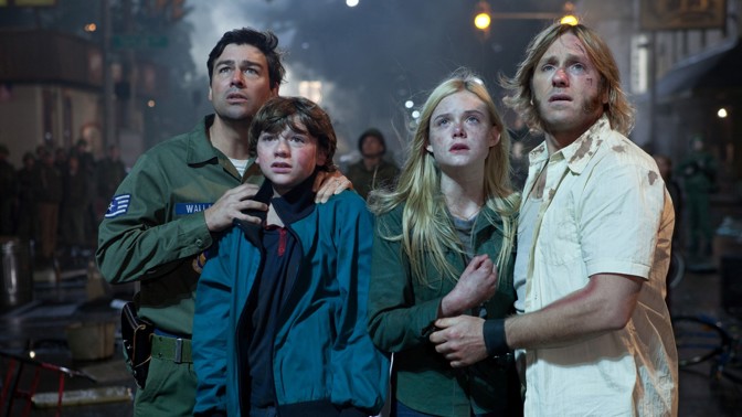 Zákulisí filmu Super 8: Záhadná reklamní kampaň, tajemné monstrum a vzkaz na konci traileru