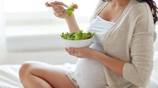 Strava v těhotenství: Za dva rozhodně nejíte, dopřejte svému dítěti ten nejlepší start do života