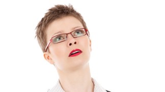 Erika (41): Manžel je despota, život s ním je k nesnesení. Co radí psycholog?