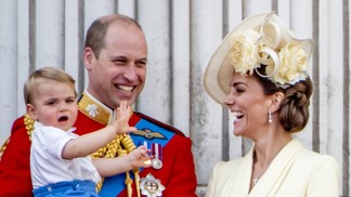 Co musí umět chůva královských dětí? Má bojový výcvik a řídí auto jako James Bond