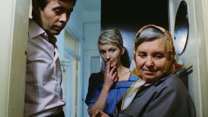 Kulový blesk je česká filmová komedie, kterou natočili režiséři Ladislav Smoljak a Zdeněk Podskalský v roce 1978. U Ladislava Smoljaka jde o jeho režijní debut. Film vypráví příběh o „největší akci v dějinách stěhování“, dvanáctisměně bytů v Praze.