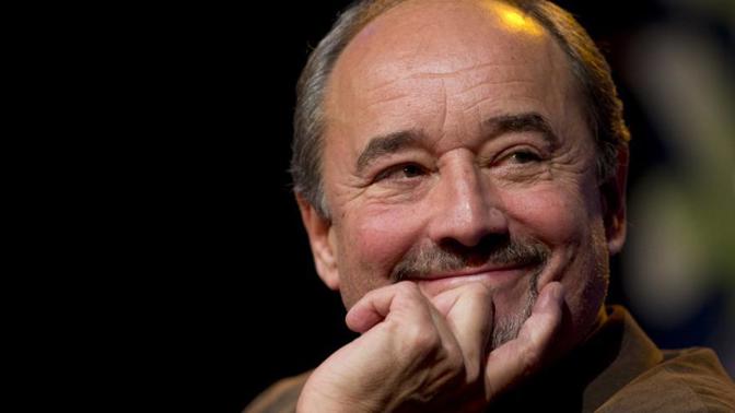 Herec Viktor Preiss je úspěšný v divadle, filmu i televizi. Objevil se ve filmech Milenci v roce jedna, S čerty nejsou žerty, Báječná léta pod psa.