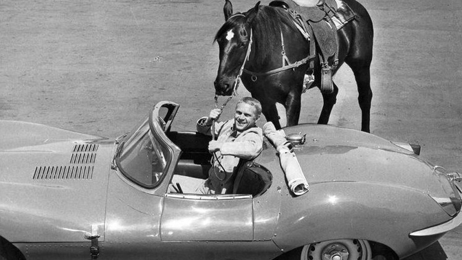 90 let od narození Steva McQueena: Byl členem gangu, vyrůstal v pasťáku a v padesáti ho zabila rakovina plic