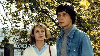 Jak svět přichází o básníky je česká filmová komedie z roku 1982 a první díl básnické hexalogie režiséra Dušana Kleina. 