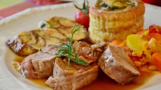 Vepřová panenka jako od šéfkuchaře: Jak zvládnout skvělé medailonky i v domácí kuchyni