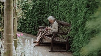 Britská seniorka (108), která přežila španělskou chřipku i obě světové války, radí, jak bojovat s koronavirem