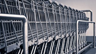 Tesco si váží svých zaměstnanců, těm v první linii vyplatí bonusy