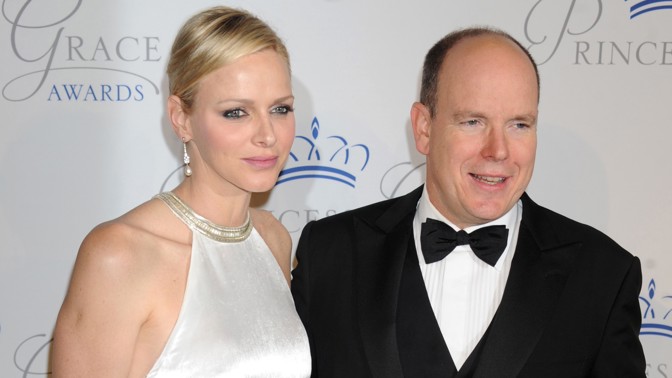 Mocný kníže s koronavirem. Jak bojuje s nemocí monacký Albert II., který je bohatší než britská královna?