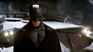 Film Batman začíná: Problémy Christiana Balea s netopýří identitou, opilec v Batmobilu a hudba Antonína Dvořáka