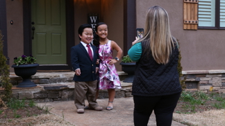 Žijí při zemi, ale hlavu mají v oblacích. Jak fungují trpasličí obydlí?