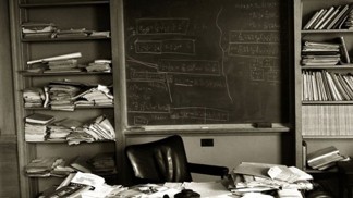 Den, kdy zemřel Einstein, zkáza velkoměsta. Vzácné fotografie, které zachycují významné události historie