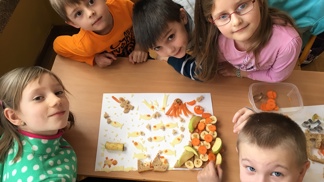 Zažijte s dětmi dobrodružství v kuchyni: Poradíme vám, jak je zapojit do vaření