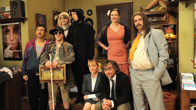 Comeback je český televizní sitcom z produkce televize Nova. První díl s názvem „Křeslo“ byl premiérově vysílán 4. září 2008, poslední díl byl uveden 24. října 2011.