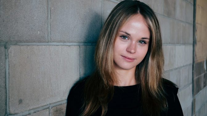 Kamila (32): Máma se se mnou nestýká a mé dcery odmítá. Místo toho dává lásku cizím dětem