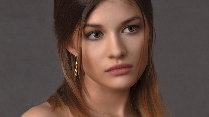 Gábina (33): Zlatokopka chce dostat mého bratra. Omotala si ho kolem prstu