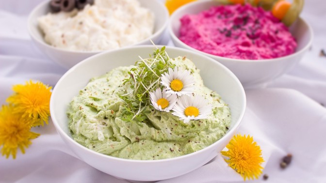 5 lahodných pomazánek, které probudí motýly v břiše