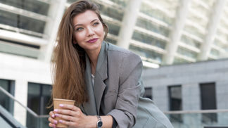 Monika (29): Šéf mě viděl nahou a začal po mně tvrdě vyjíždět. Dopadlo to jinak, než jsem chtěla