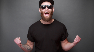 Sexy panská těla v sexy tričkách