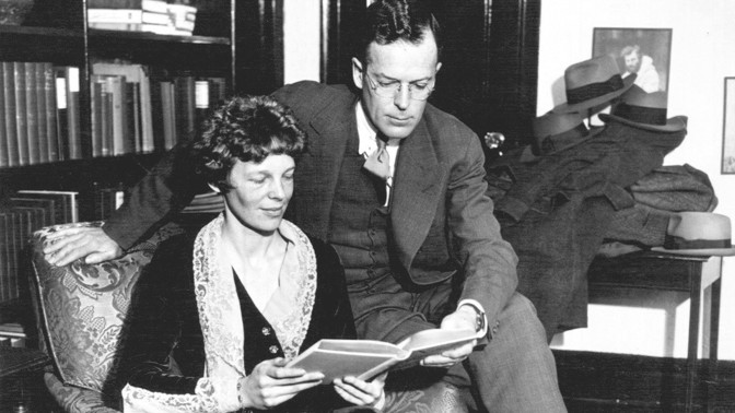 Legendární letkyně Amelia Earhartová s manželem Georgem Putnamem v roce 1931.