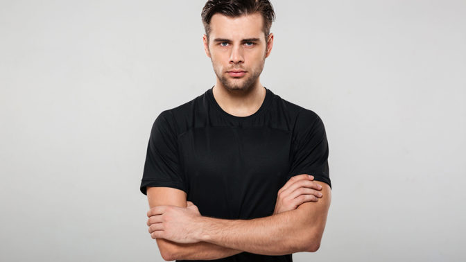 Bořek (30): Při milování musí být úplná tma, jinak přítelkyně šílí. Ještě jsem ji neviděl bez oblečení