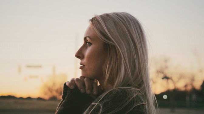 Ester (36): Manžel finančně vypomohl bratrovi. Reakce švagra mě nemile zaskočila