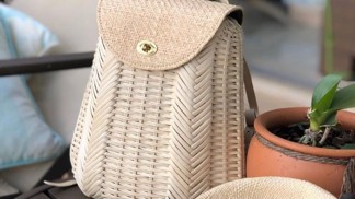 Proutěná kabelka? Móda našich babiček, která je opět v kurzu
