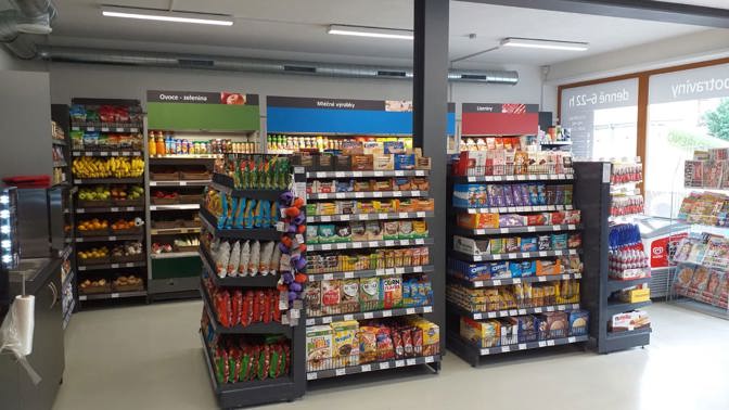 Jak nakupujeme potraviny? Češi si oblíbili menší prodejny s rozšířenými službami