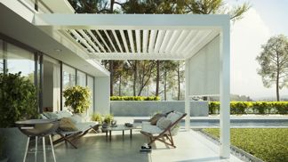 Letní pohoda na zahradě: Inspirujte se luxusní moderní pergolou jako z filmu