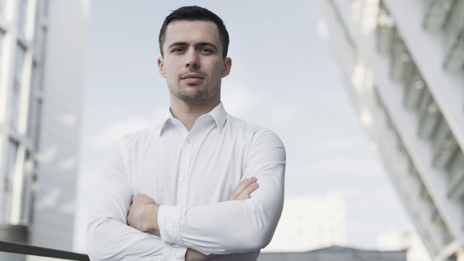 Jiří (37): Manželka se zbláznila do úprav celého těla. Skoro ji už nepoznávám