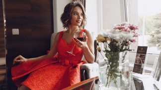 Olga (36): Našla jsem si vyléčeného alkoholika, v jeho přítomnosti si nemůžu nalít ani skleničku vína