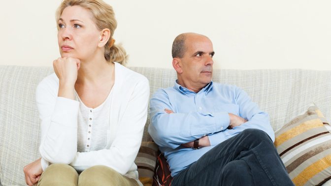 Libor (55): Manželku vše rozčiluje. Když jsem řekl, že bude asi v přechodu, hodila po mně hrnec