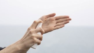 Nepříjemné důsledky klopýtnutí: Jak urychlit hojení bolestivých odřenin a škrábanců?