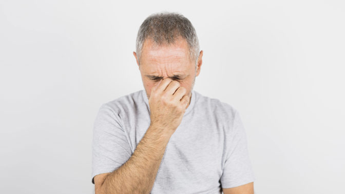 Stanislav (55): Manželka mě už dva roky bije. Já ji nedokážu opustit, i přesto všechno ji miluji