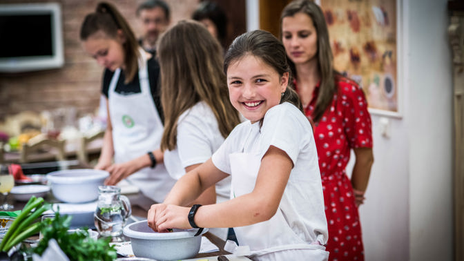 Kuchařské klání: Jak zabodovali mladší i starší kuchtíci?