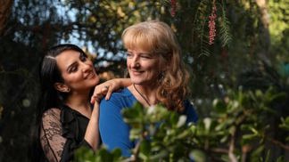 Tamara (39): Moje matka mluví se svojí sestrou, která už ale nežije. Tvrdí, že za to může písnička z jejich dětství
