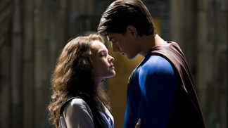 Pikantérie z natáčení filmu Superman se vrací: Hlavnímu hrdinovi museli digitálně zmenšit rozkrok