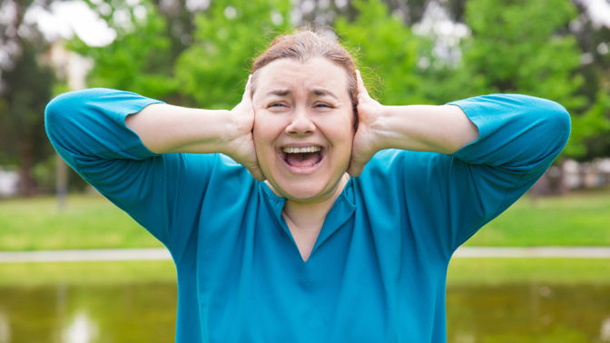 Marcela (46): Dcera křičela z koupelny, že rodí. Vůbec jsme nevěděli, že je těhotná