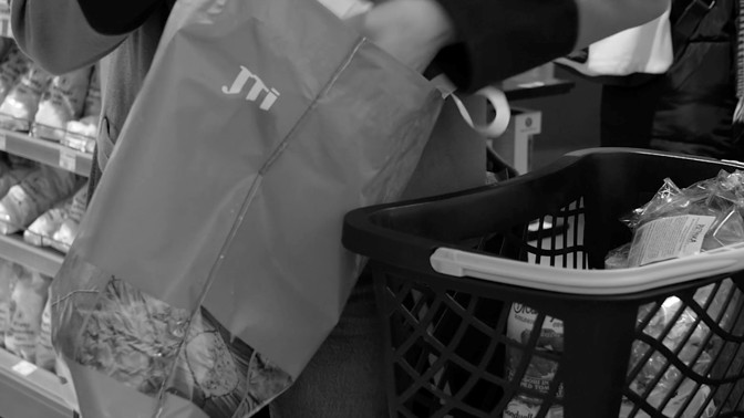 Jde to i jinak: Zapomeňte na jednorázové igelitky a sáhněte po opakovaně použitelných taškách