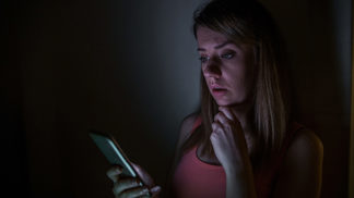 Zora (38): Dala jsem manželovi tajně do mobilu sledovací aplikaci. Nestačila jsem se divit