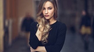 Valérie (29): Kolegyně v práci se začala oblékat stejně jako já. Navíc působí dost divně, asi podám výpověď