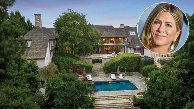Jennifer Aniston prodává dům, ve kterém bydlela s Bradem Pittem. Za 32,5 milionu dolarů může být váš
