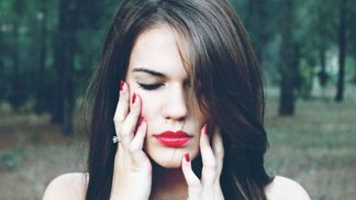 Milena (28): Rok jsme spolu tajně spali. Pak opustil přítelkyni a po mně chce to samé