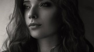 Marie (24): Zatímco já mám vážně nemocnou matku, moje nejlepší kamarádka řeší auto, už na ni nemám sílu