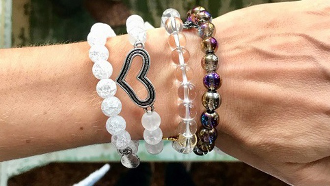 Šperky, které sluší i chrání: Zbavte se zánětu průdušek díky speciálním setům z minerálů