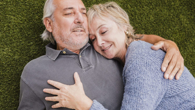 Ota (56): Partnerka se styděla za svůj věk, tak se rozhodla jednat. Dopadlo to katastrofálně