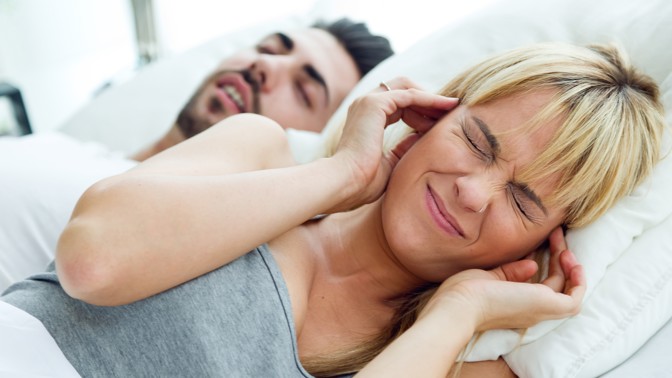 chrápání, žena, muž, postel